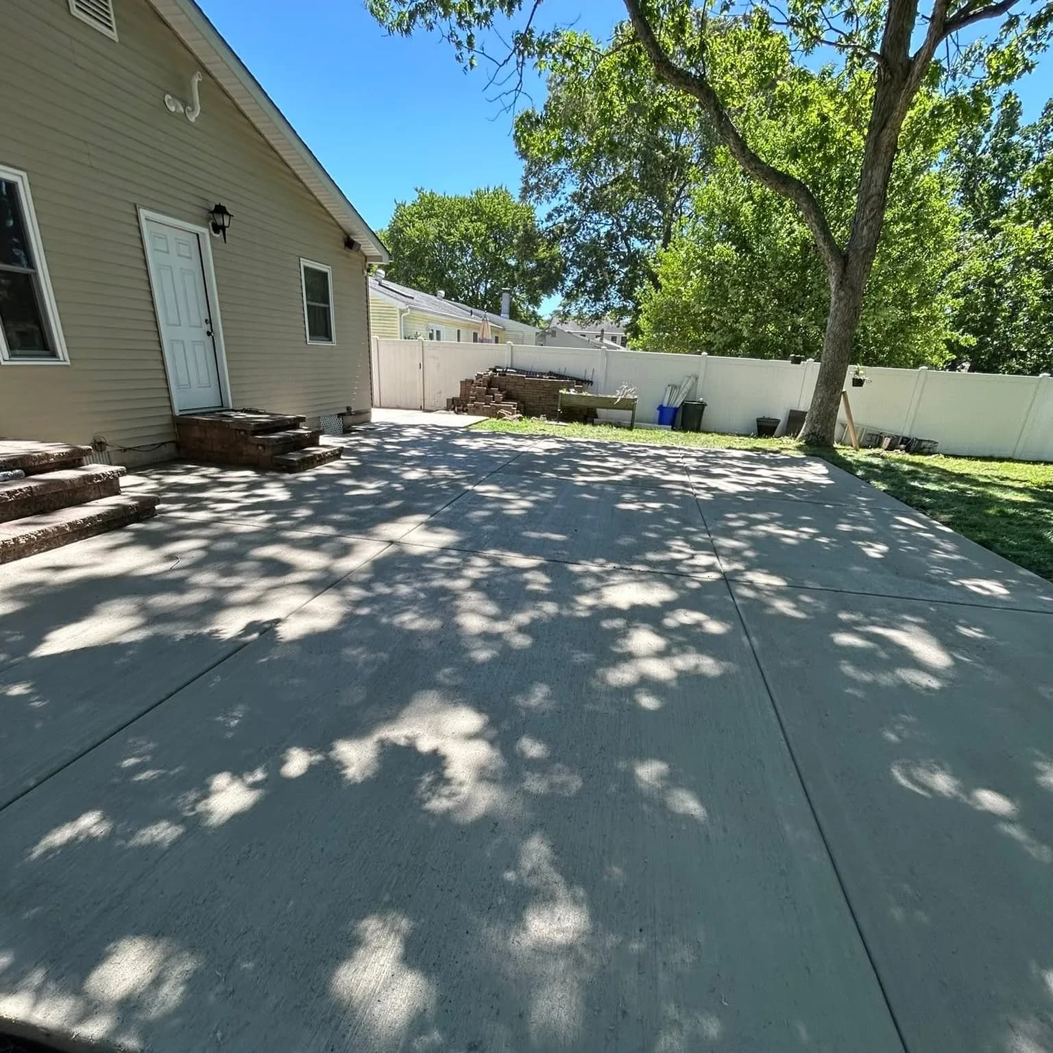 Backyard patio and steps installed for a South Jersey property